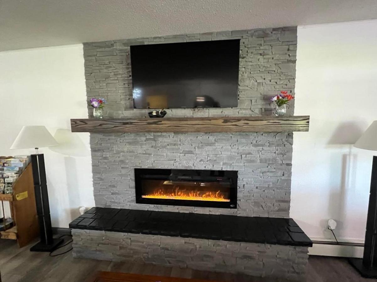Northwoods Motel Ladysmith Екстериор снимка